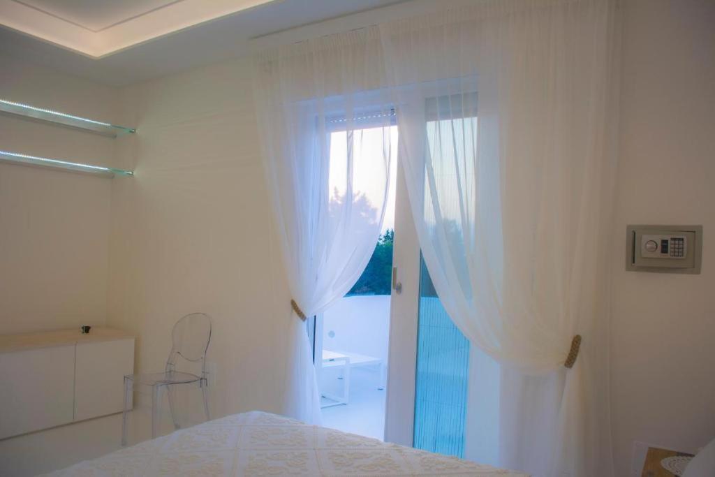 B&B Valentino Luxury Rooms By Salentolimit Porto Cesareo Εξωτερικό φωτογραφία